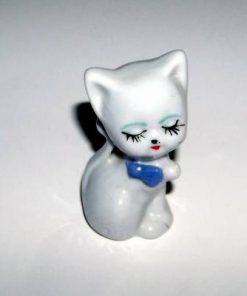 Pisica mica din ceramica alba