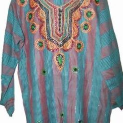 Rochie de vara cu paiete si model cusut manual