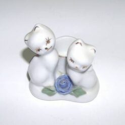 Pereche de pisicute, din portelan - suport de lumanare