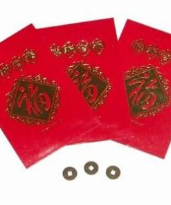 Set de trei pliculete rosii cu 3 monede antice chinezesti
