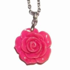 Pandantiv cu trandafirul dragostei pentru noroc in dragoste