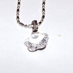 Pandantiv cu steluta norocului pe lant