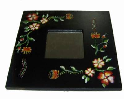 Oglinda Feng Shui cu flori de camp pictate manual