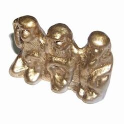 Cele 3 maimute norocoase din metal