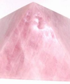 Piramida din cuart roz - remediu pentru dragoste