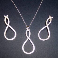 Numarul 8 - cercei si pandantiv din argint - UNICAT