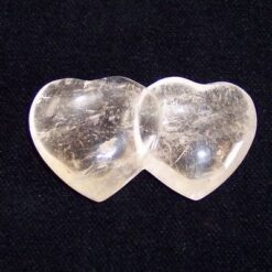 Pereche de inimi, unite, din cristal de stanca