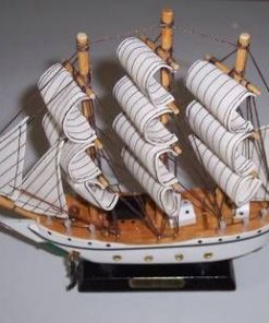 Corabia Abundentei cu trei catarge - medie