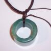 Talisman de protectie din jad, cilindric, pe siret reglabil