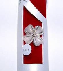 Brosa Feng Shui cu trifoi cu patru foi in forma de inimioara