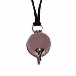 Pandantiv din cuart roz, argintat, pe siret nergu