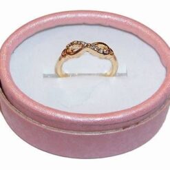 Inel cu cifra 8, placat, si strasuri