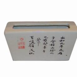 Vas din ceramica, alb, cu ideograme