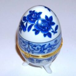 Ou din portelan pictat - tip casetuta