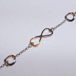 Bratara din argint cu cifra 8 si inimi stilizate