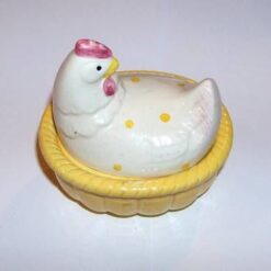 Gaina care cloceste - din portelan