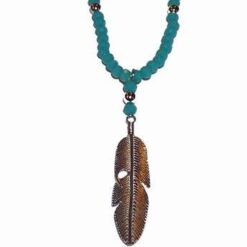 Colier cu cristale multifatetate si pana de vultur