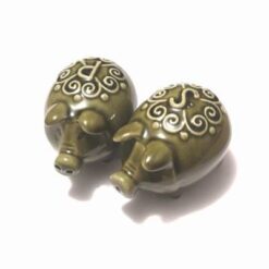 Pereche de purcelusi din ceramica vernil