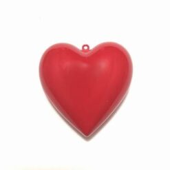 Inima rosie, din plastic, cu agatatoare