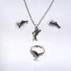 Set din metal de calitate cu delfini