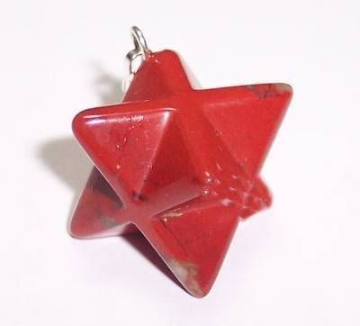 Merkaba din cristal de jasp roscat Merkaba din cristal de jasp roscat